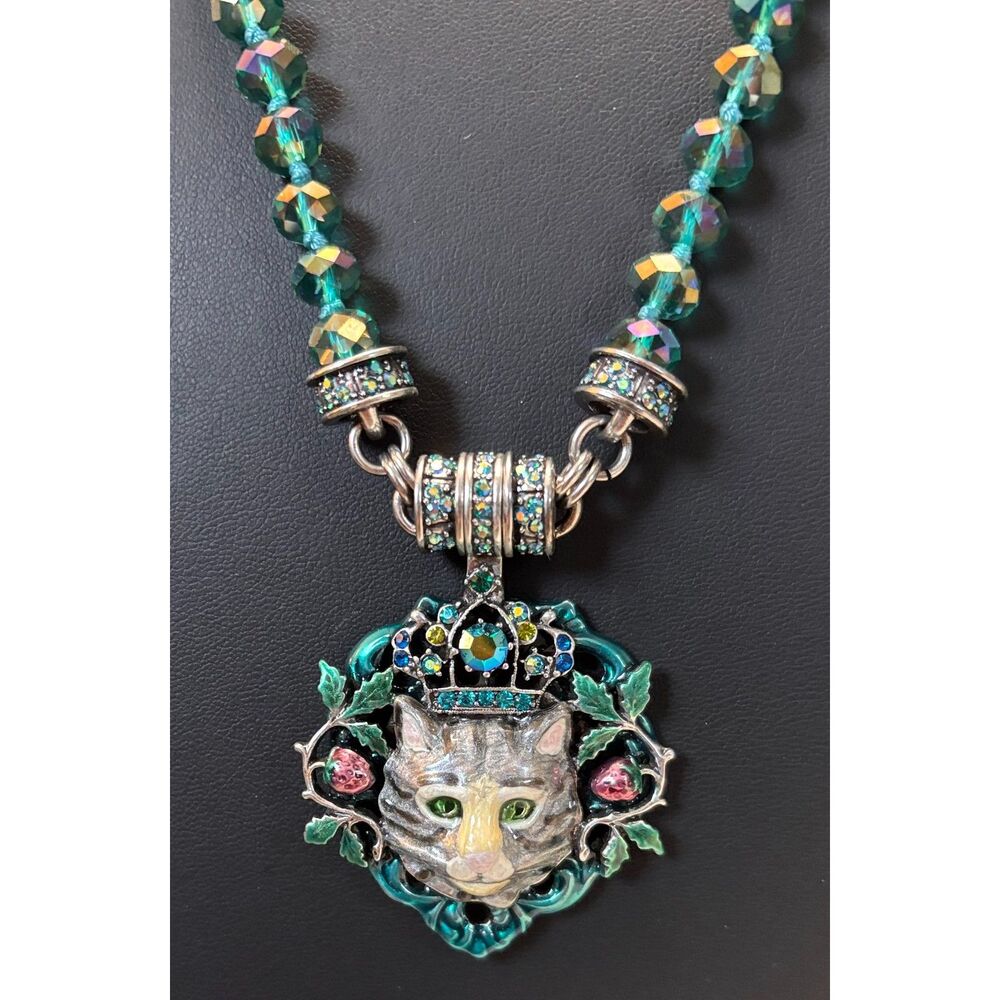 Kirks Folly NIB Alice in Wonderland Cheshire Cat Magnetic Pendant Necklace